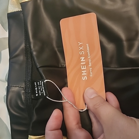 Black/gold leggings Lg - Picture 5 of 5